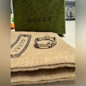 Silver Gucci Interlocking Ring